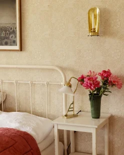 Bordslampa mässing - Modell 1900 med vit skärm