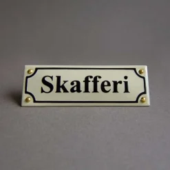 Emaljskylt - Skafferi vit/svart