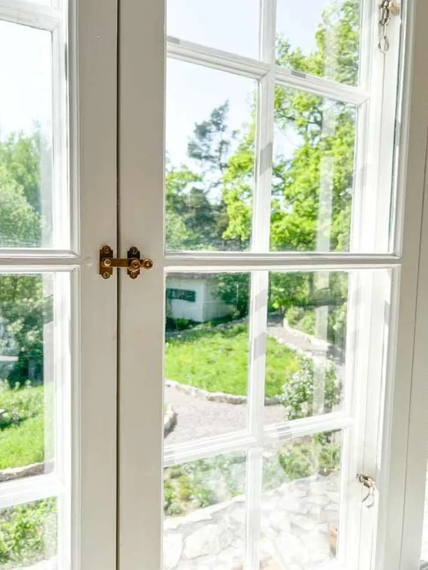 Fönsterklinka/ Skåpvred - Næsman N:o 159 mässing