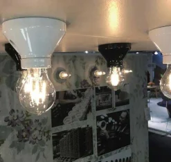 Fotlamphållare 100 mm rak - Svart porslin