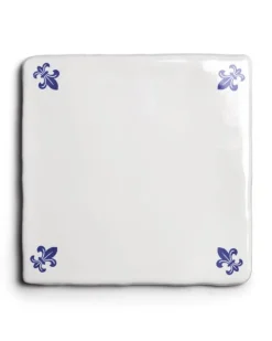 Kakel Mayfair - Elfenbensvit/blå lilja 13 x 13 cm blank, lätt vågigt