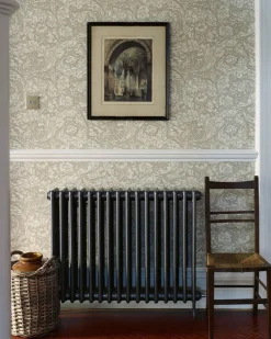 William Morris & Co. Tapet - Bachelor´s Button Silver