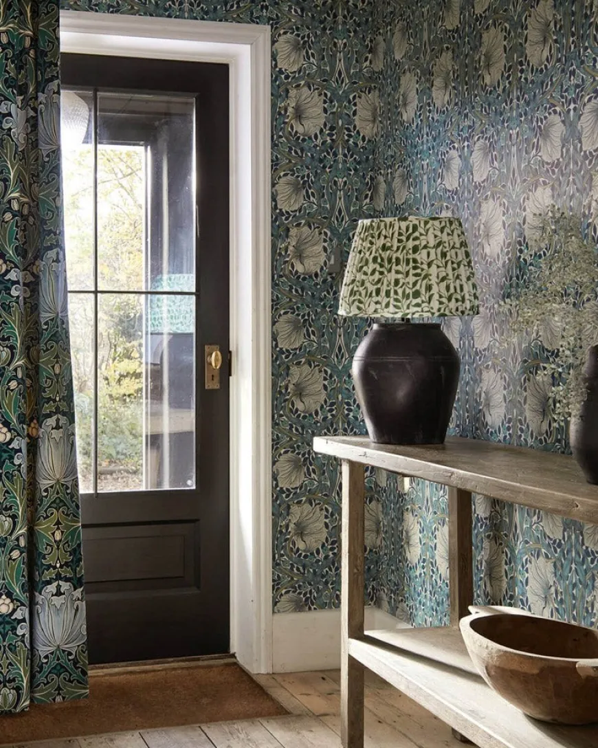 William Morris & Co. Tapet - Pimpernel Ink/Sage